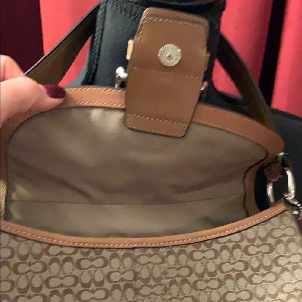 Purse - Picture 2 of 8